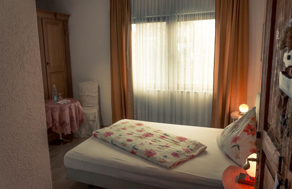 Hotel Adler Aichelberg  Bilik gambar